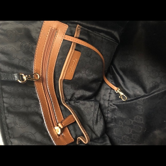 Michael Kors Tote Bag - Picture 6 of 6